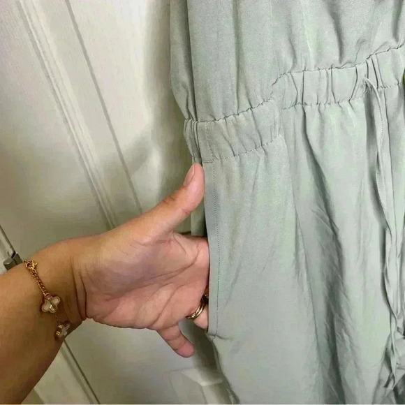 Abercrombie & Fitch Women’s Olive Green NWT Jumpsuit Sz LP - Picture 4 of 6